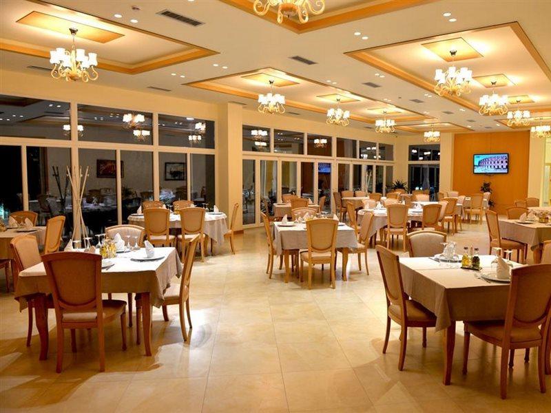 Grand White City Hotel Berat Exterior foto