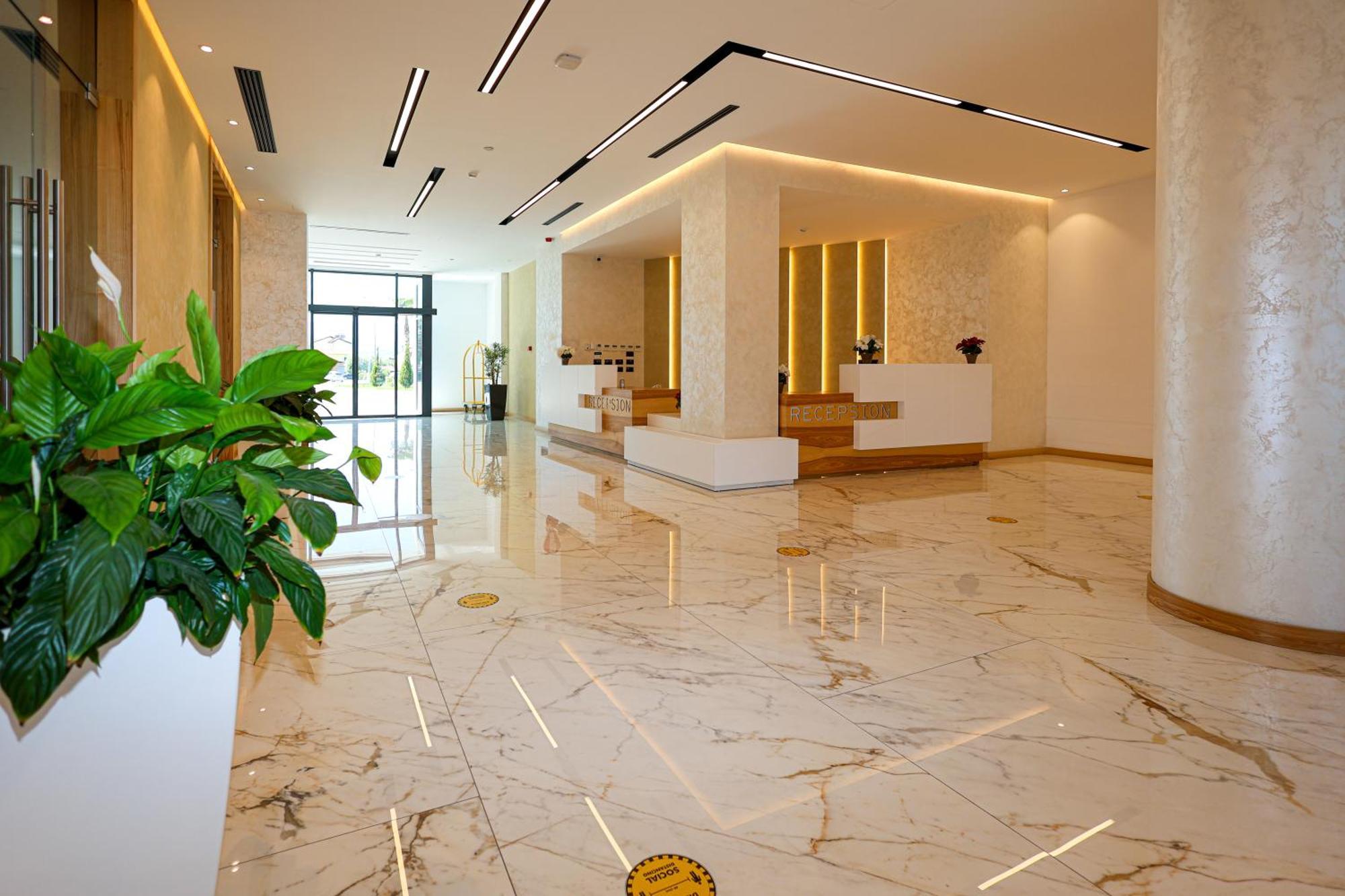 Grand White City Hotel Berat Exterior foto
