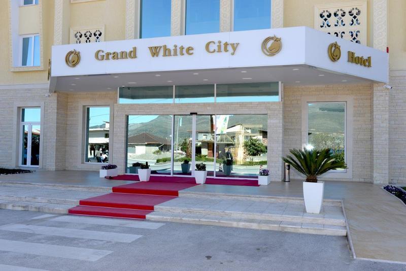 Grand White City Hotel Berat Exterior foto