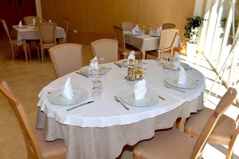 Grand White City Hotel Berat Exterior foto