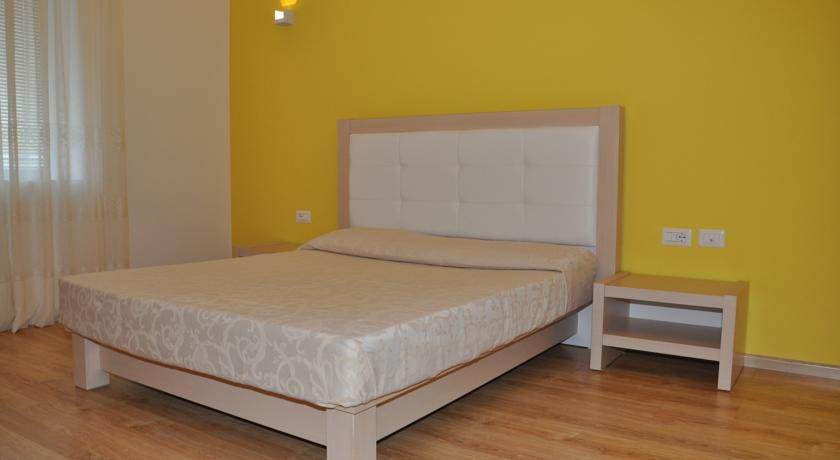 Grand White City Hotel Berat Exterior foto